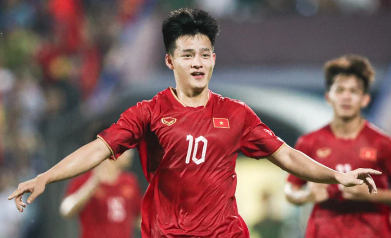Tân thuyền trưởng U22 Việt Nam gặp khó, nhận tin sét đánh trước thềm VL Cúp châu Á