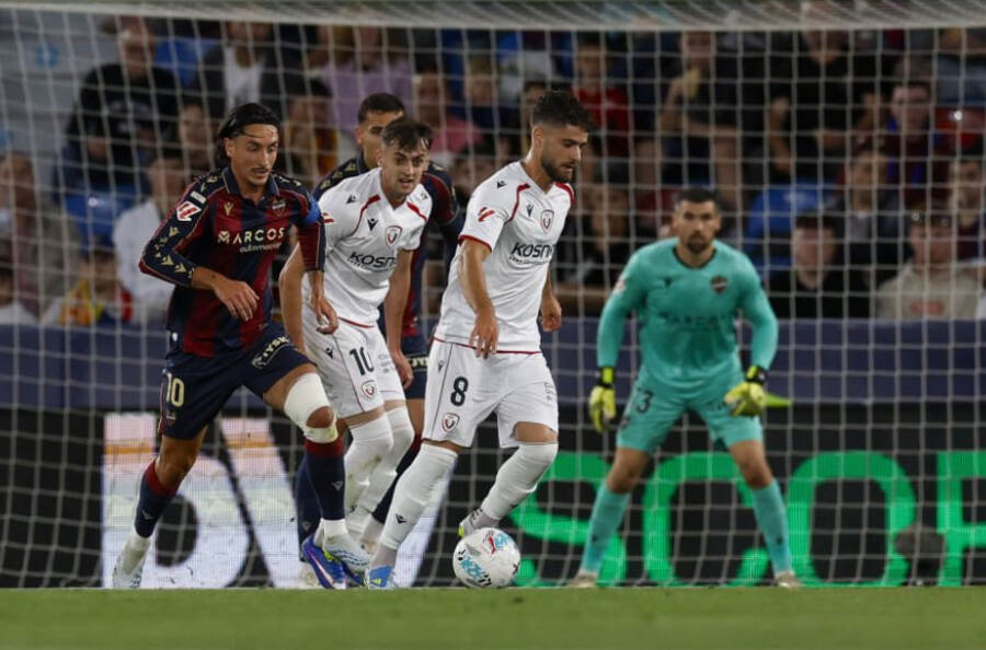 Levante vs Osasuna (02:00 - 09/05)
