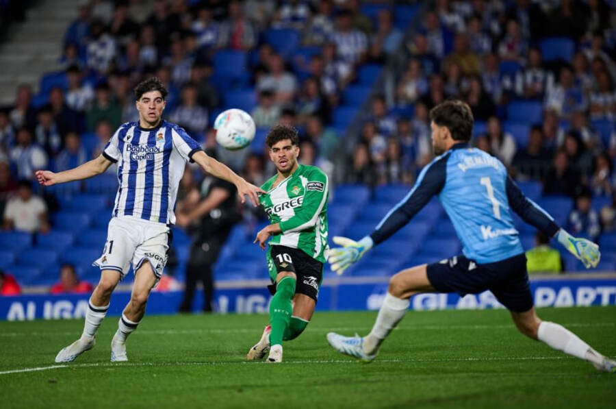 Real Sociedad vs Real Betis (02:00 - 10/05)