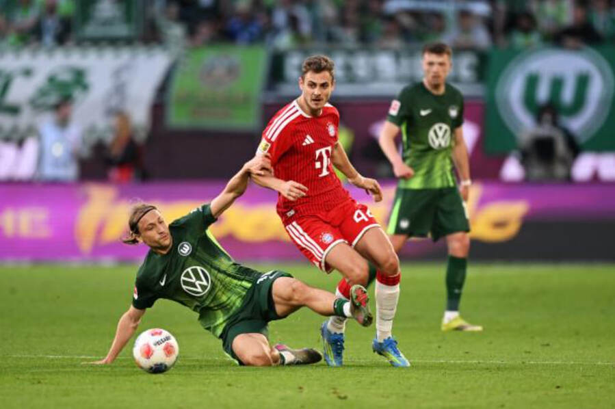 VfL Wolfsburg vs Bayern Munich (23:30 - 09/05)